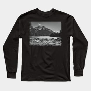 Jasper National Park Mountain Landscape Photo V4 Long Sleeve T-Shirt